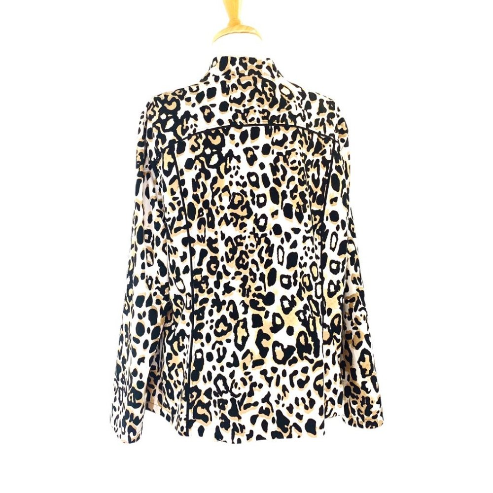 40% OFF Clearance SALE❗️ Chicos Zenergy Fully Reversible Jacket Cheetah Print - Picture 8 of 11